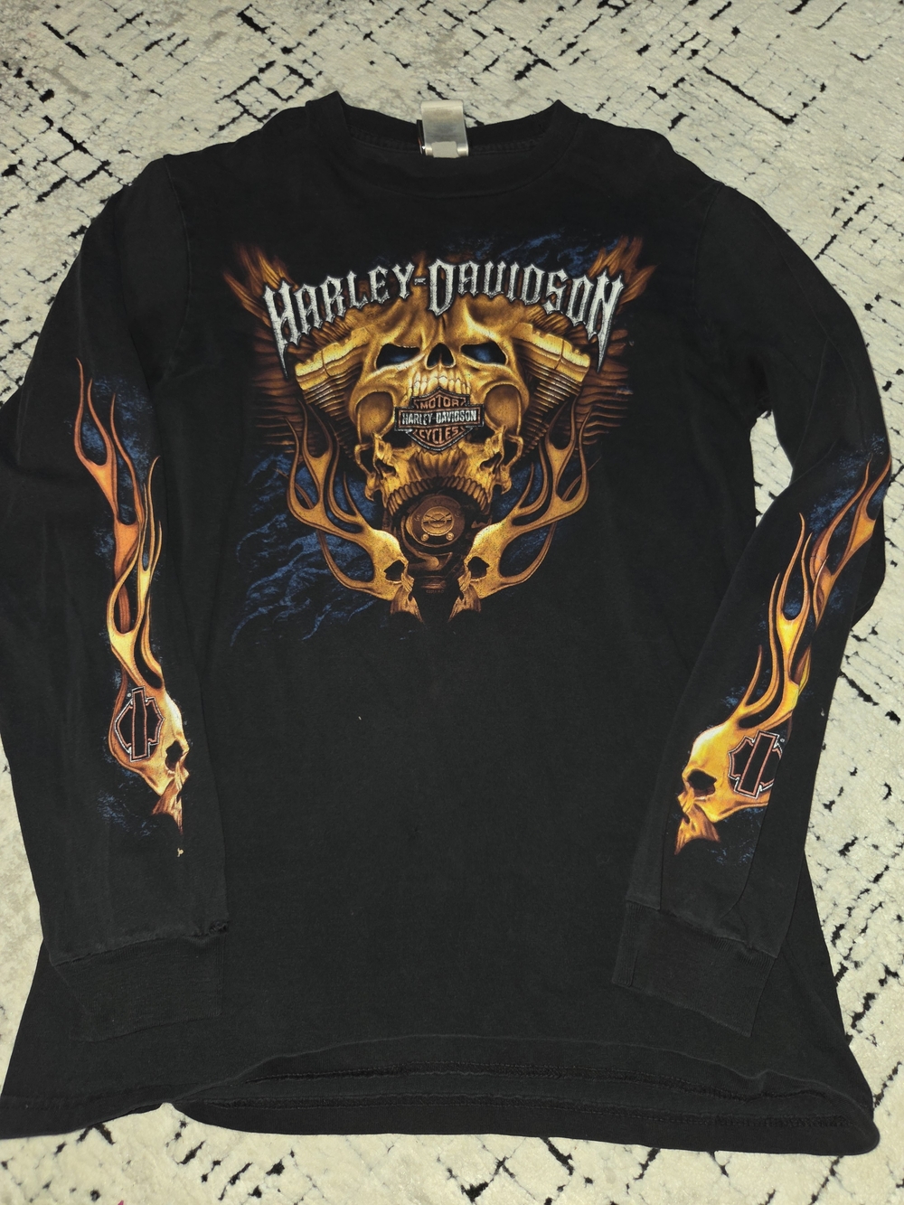 VTG 2008 Harley-Davidson black long-sleeve shirt M Flameing skull Graphic Grunge